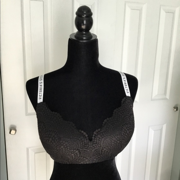 Victoria's Secret Other - Victoria’s Secret Black T-Shirt Bra